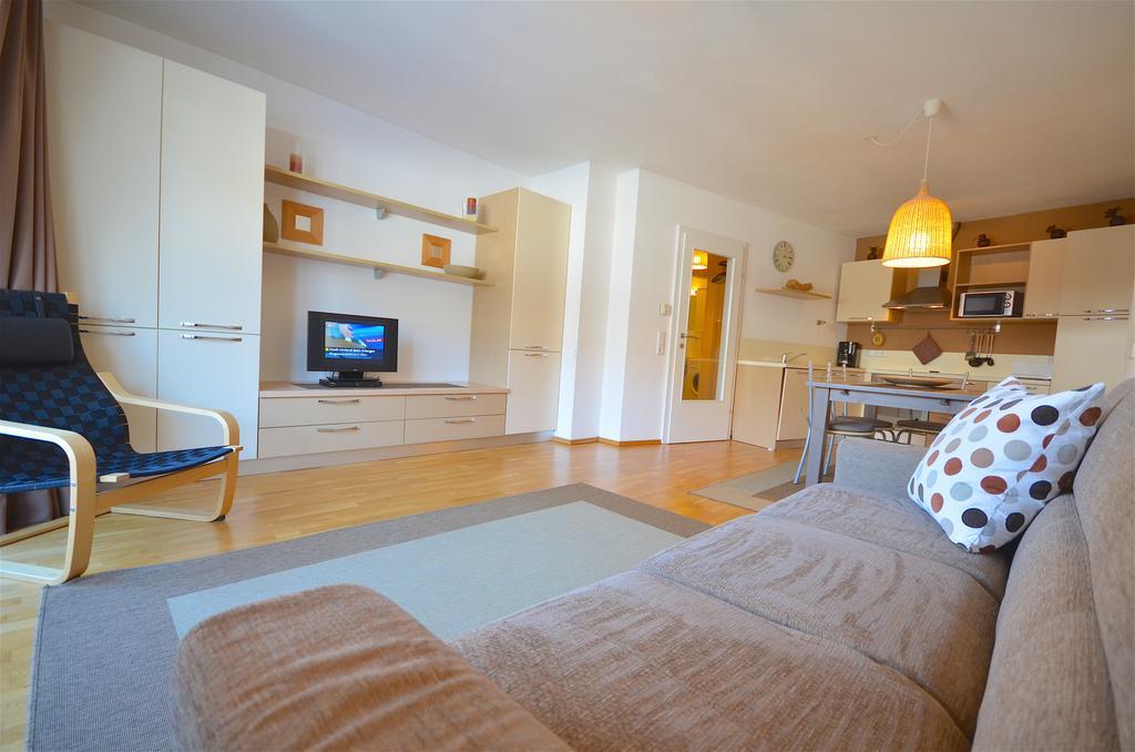 Apartment Riccardo - By Alpen Apartments Kaprun Ngoại thất bức ảnh